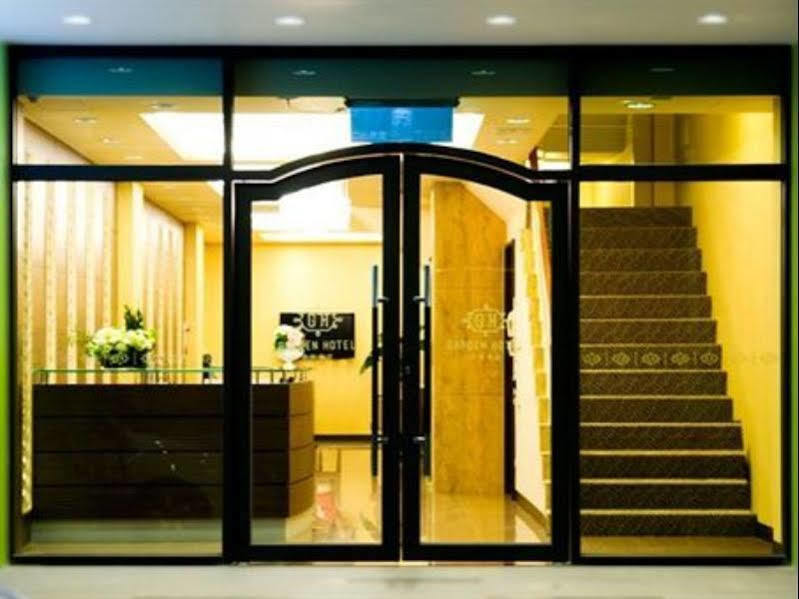 Garden Hotel Тайчжун Екстер'єр фото
