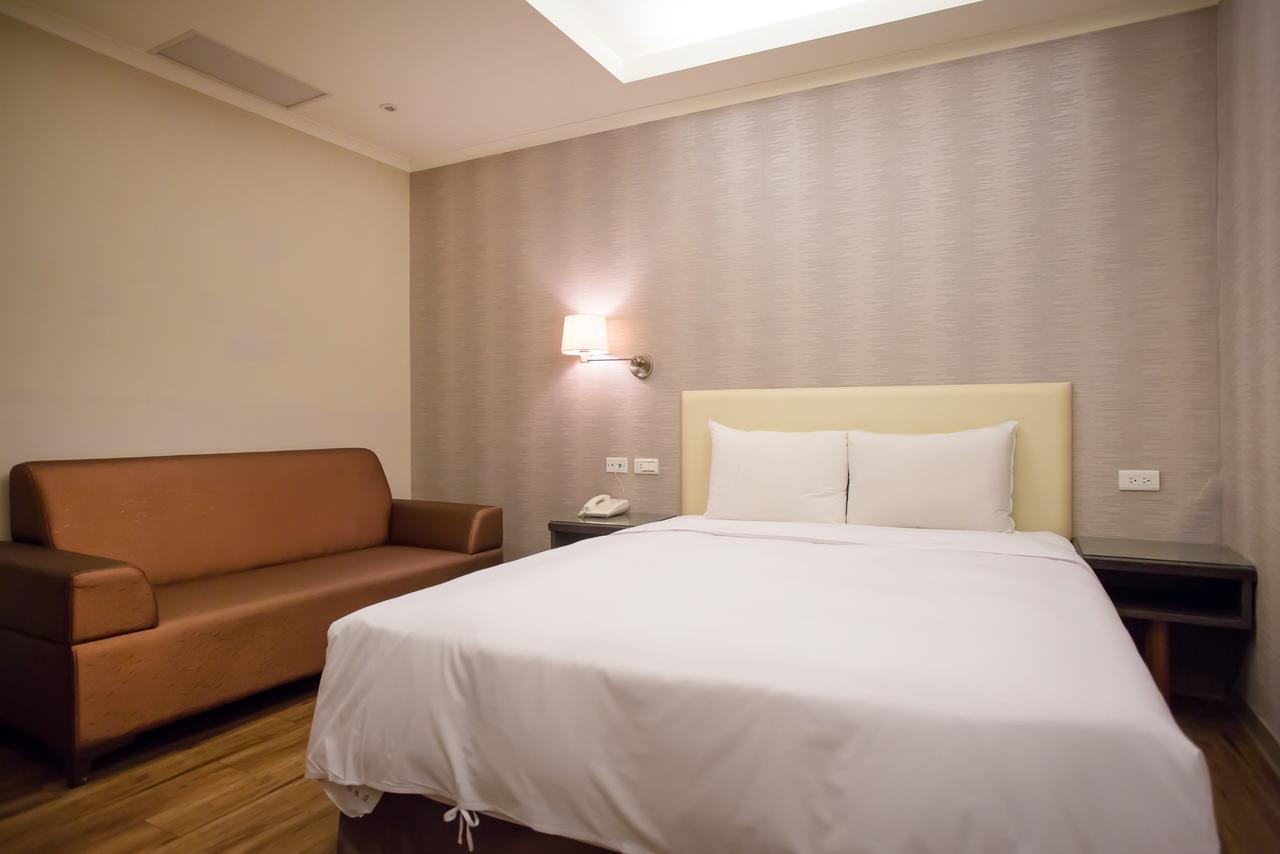 Garden Hotel Тайчжун Екстер'єр фото