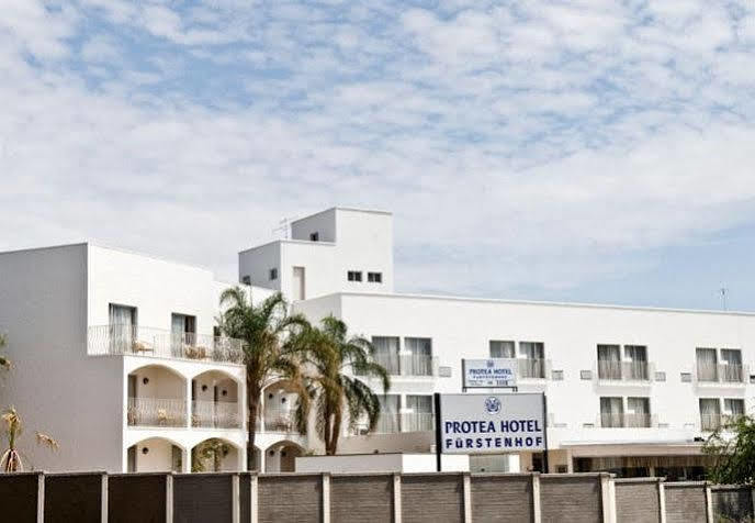 Garden Hotel Тайчжун Екстер'єр фото